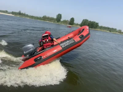 Advanced Assisted-Boarding Rescue Boats（RSE series)